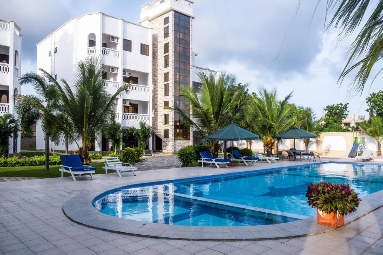 Leomilo Holidays Diani Beach Exterior foto
