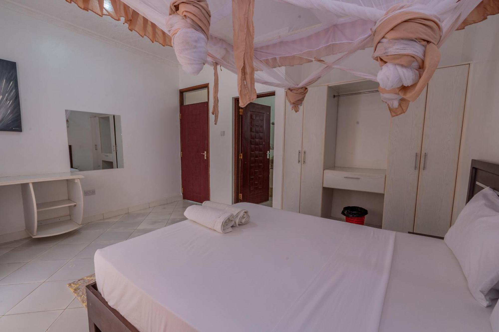 Leomilo Holidays Diani Beach Zimmer foto