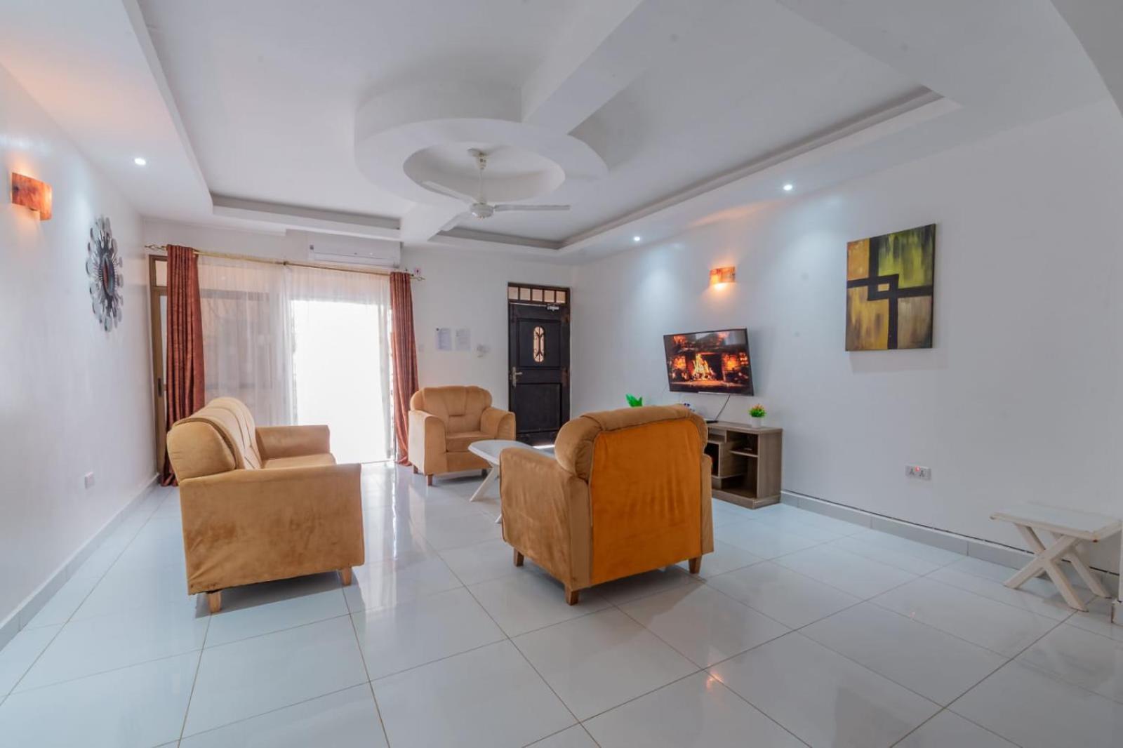 Leomilo Holidays Diani Beach Exterior foto